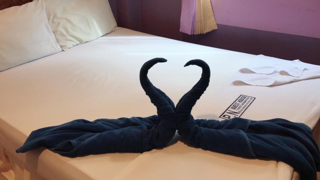 P.N. Guesthouse Krabi town Екстериор снимка